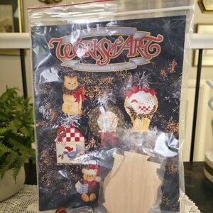 Rosemary West Works of Art Christmas Friends Ornament Pattern & Wood Blanks Tole